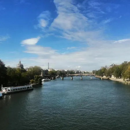 Appartamento Charming In Near The Eiffel Tower